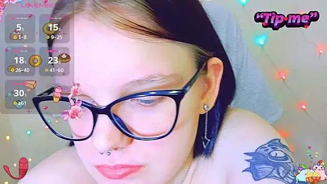 DivaMarisa online show from 8, 12, 2024