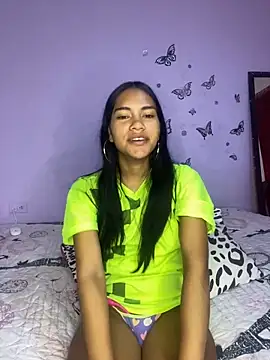 Snapshot of valeriah_7 chatting on 1, 12, 2024 valeriah 7 online show from 1, 12, 2024