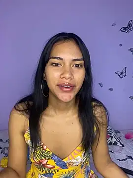 Snapshot of valeriah_7 chatting on 2, 12, 2024 valeriah 7 online show from 2, 12, 2024