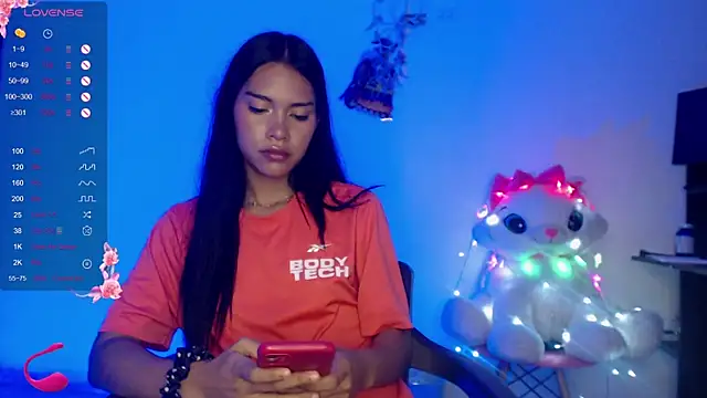 Snapshot of valeriah_7 chatting on 20, 12, 2024 valeriah 7 online show from 20, 12, 2024