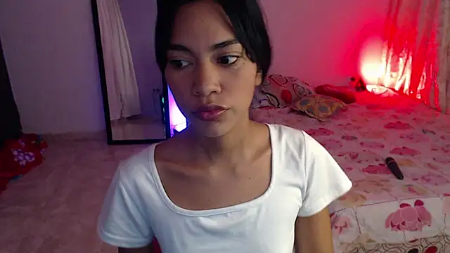 Snapshot of valeriah_7 chatting on 8, 2, 2025 valeriah 7 online show from 8, 2, 2025