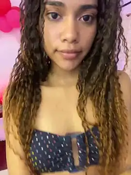 Snapshot of valeriah_7 chatting on 18, 2, 2025 valeriah 7 online show from 18, 2, 2025