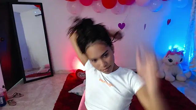 Snapshot of valeriah_7 chatting on 21, 2, 2025 valeriah 7 online show from 21, 2, 2025