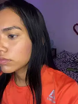 Snapshot of valeriah_7 chatting on 2, 3, 2025 valeriah 7 online show from 2, 3, 2025