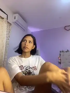 Snapshot of valeriah_7 chatting on 9, 10, 2025 valeriah 7 online show from 9, 10, 2025