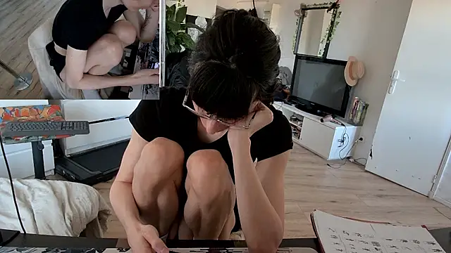 CeriseLapine online show from 26, 11, 2025