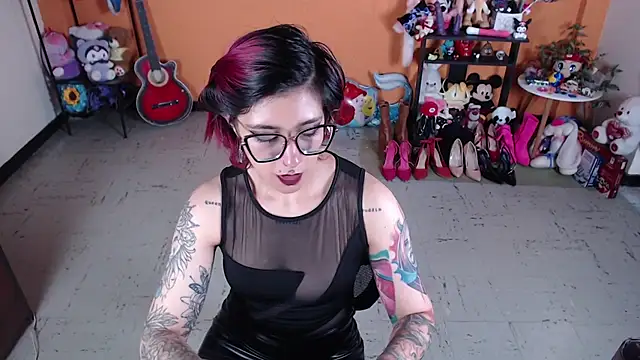MissMiia2 online show from 30, 12, 2024