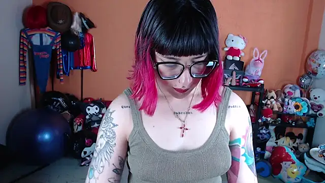 MissMiia2 online show from 30, 10, 2025