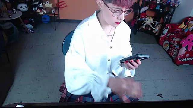 Snapshot of MissMiia2 chatting on 13, 7, 2026 MissMiia2 online show from 13, 7, 2026