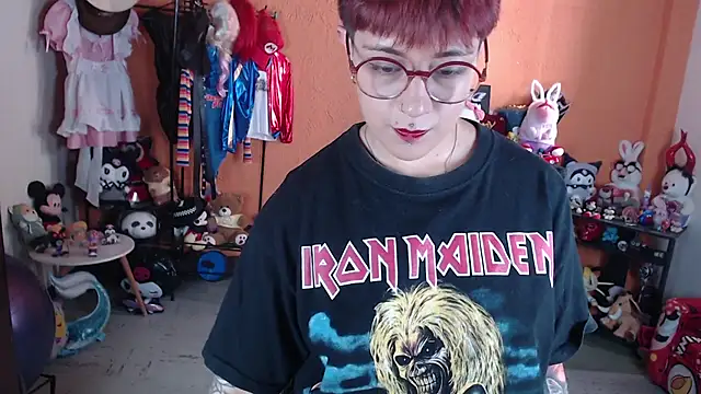 Snapshot of MissMiia2 chatting on 14, 7, 2026 MissMiia2 online show from 14, 7, 2026