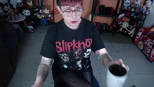 Snapshot of MissMiia2 chatting on 17, 7, 2026 MissMiia2 online show from 17, 7, 2026