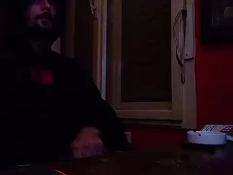 Snapshot of Guy4ladys69 chatting on 5, 1, 2025 Guy4ladys69 online show from 5, 1, 2025