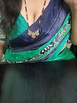 Snapshot of your-sameera chatting on 17, 6, 2026 your-sameera online show from 17, 6, 2026