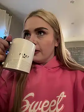 Snapshot of April_Vance chatting on 10, 12, 2024 April Vance online show from 10, 12, 2024