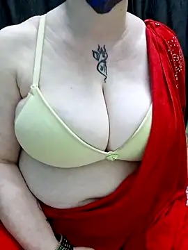 Snapshot of Raja_Ranii chatting on 26, 7, 2026 Raja Ranii online show from 26, 7, 2026