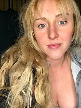 SherryOutdoor1 online show from 15, 10, 2025