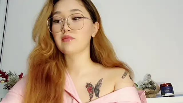 Snapshot of Jennatyan chatting on 27, 11, 2025 Jennatyan online show from 27, 11, 2025