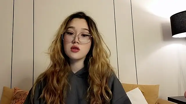 Snapshot of Jennatyan chatting on 4, 3, 2026 Jennatyan online show from 4, 3, 2026