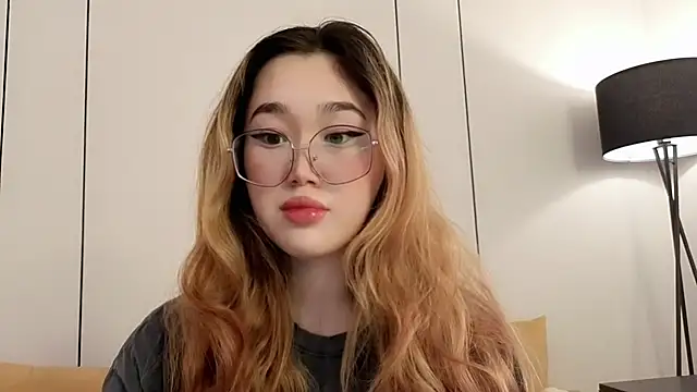 Snapshot of Jennatyan chatting on 18, 3, 2026 Jennatyan online show from 18, 3, 2026