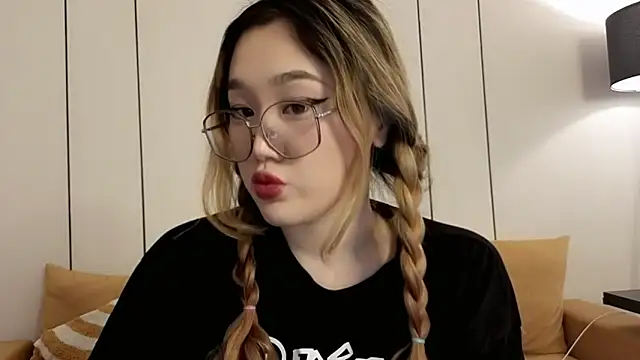 Snapshot of Jennatyan chatting on 19, 3, 2026 Jennatyan online show from 19, 3, 2026