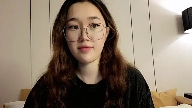 Jennatyan online show from 4, 6, 2026