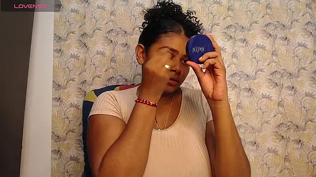 Snapshot of LaCrespaHerrera chatting on 1, 5, 2026 LaCrespaHerrera online show from 1, 5, 2026