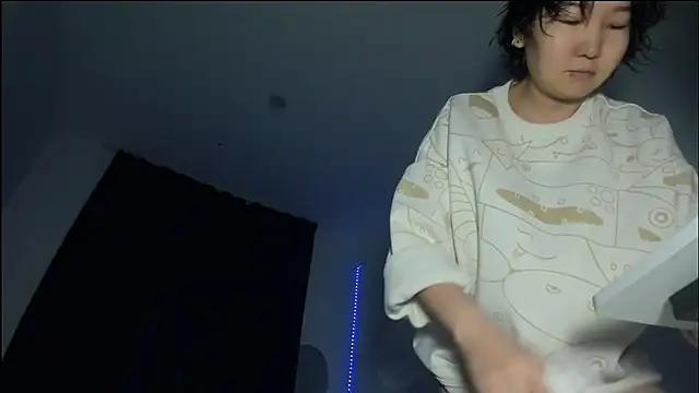 himeros goddess online show from 8, 12, 2024