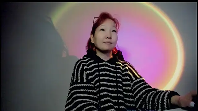 himeros goddess online show from 16, 10, 2025