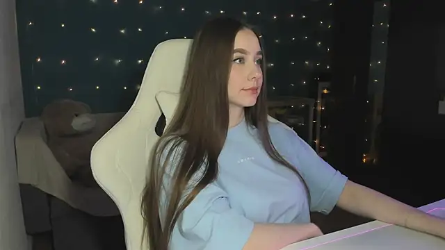 Snapshot of katie_taylorr chatting on 3, 12, 2024 katie taylorr online show from 3, 12, 2024