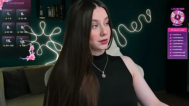 Snapshot of katie_taylorr chatting on 17, 10, 2025 katie taylorr online show from 17, 10, 2025