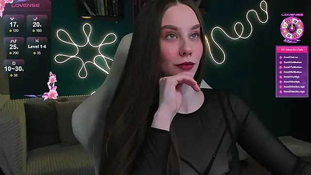 Snapshot of katie_taylorr chatting on 7, 4, 2026 katie taylorr online show from 7, 4, 2026