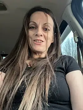 Snapshot of DavinaRay chatting on 6, 2, 2025 DavinaRay online show from 6, 2, 2025