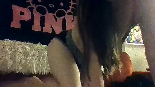 Snapshot of DavinaRay chatting on 22, 10, 2025 DavinaRay online show from 22, 10, 2025