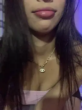 Snapshot of Nicole_cute1 chatting on 10, 1, 2025 Nicole cute1 online show from 10, 1, 2025