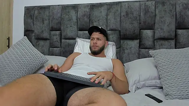 BastianFerrari online show from 21, 12, 2024