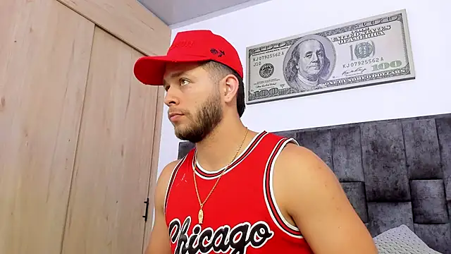 BastianFerrari online show from 4, 2, 2025