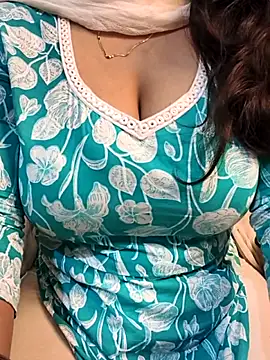 Anamika Kapoor online show from 19, 9, 2025