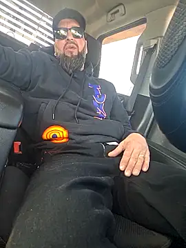 Beardedtattood online show from 4, 5, 2026