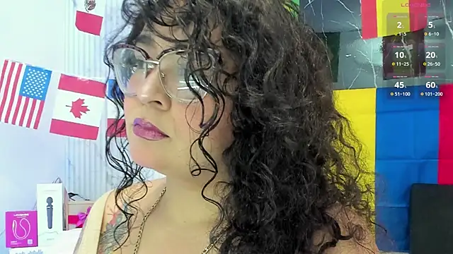 Snapshot of Reginavegaa chatting on 25, 6, 2026 Reginavegaa online show from 25, 6, 2026