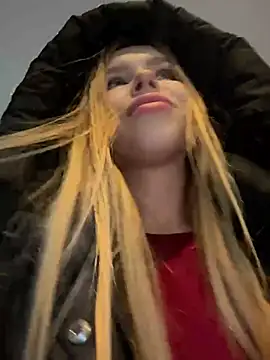 mur girl online show from 26, 12, 2024