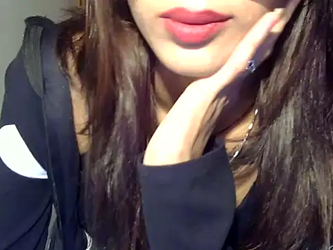 MAAYRA 09 online show from 1, 11, 2025