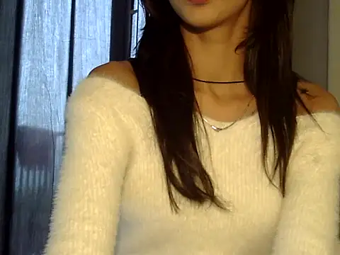 MAAYRA 09 online show from 22, 11, 2025