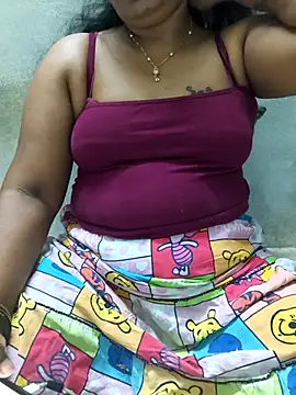 Snapshot of MaaliiiPonuTamil chatting on 1, 7, 2026 MaaliiiPonuTamil online show from 1, 7, 2026