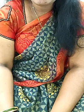 Snapshot of MaaliiiPonuTamil chatting on 5, 7, 2026 MaaliiiPonuTamil online show from 5, 7, 2026