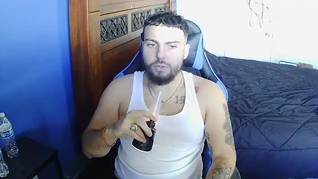 Snapshot of MasterKvn chatting on 25, 2, 2025 MasterKvn online show from 25, 2, 2025