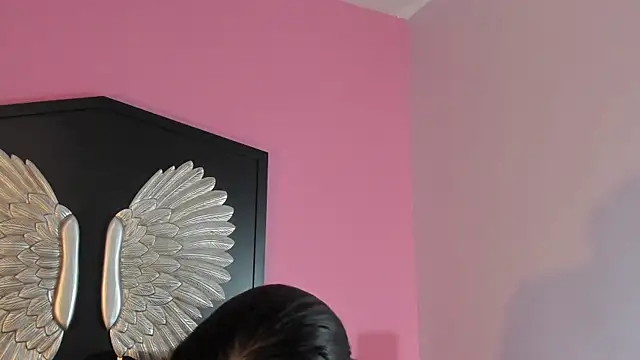 lupeebony online show from 8, 7, 2026