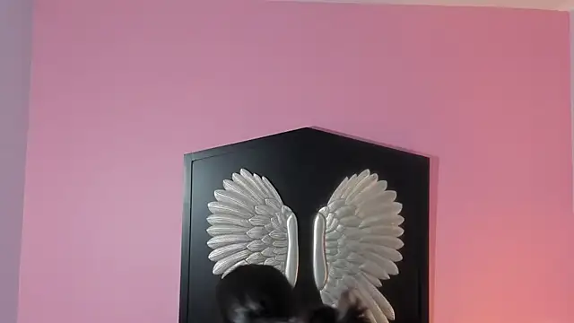 lupeebony online show from 4, 8, 2026