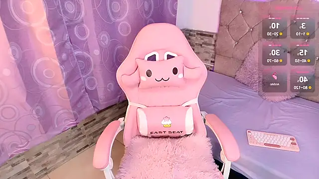 Snapshot of elizabethcooper chatting on 18, 12, 2024 elizabethcooper online show from 18, 12, 2024