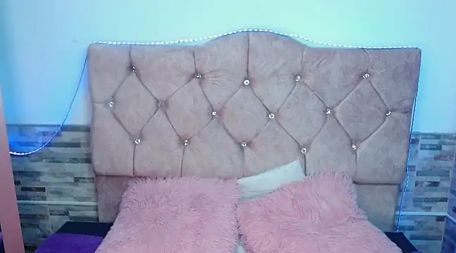 Snapshot of elizabethcooper chatting on 14, 1, 2025 elizabethcooper online show from 14, 1, 2025