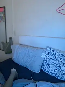 Snapshot of Jayhoney25 chatting on 8, 10, 2025 Jayhoney25 online show from 8, 10, 2025